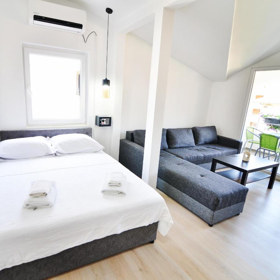 אוהריד Apartments Lido מראה חיצוני תמונה